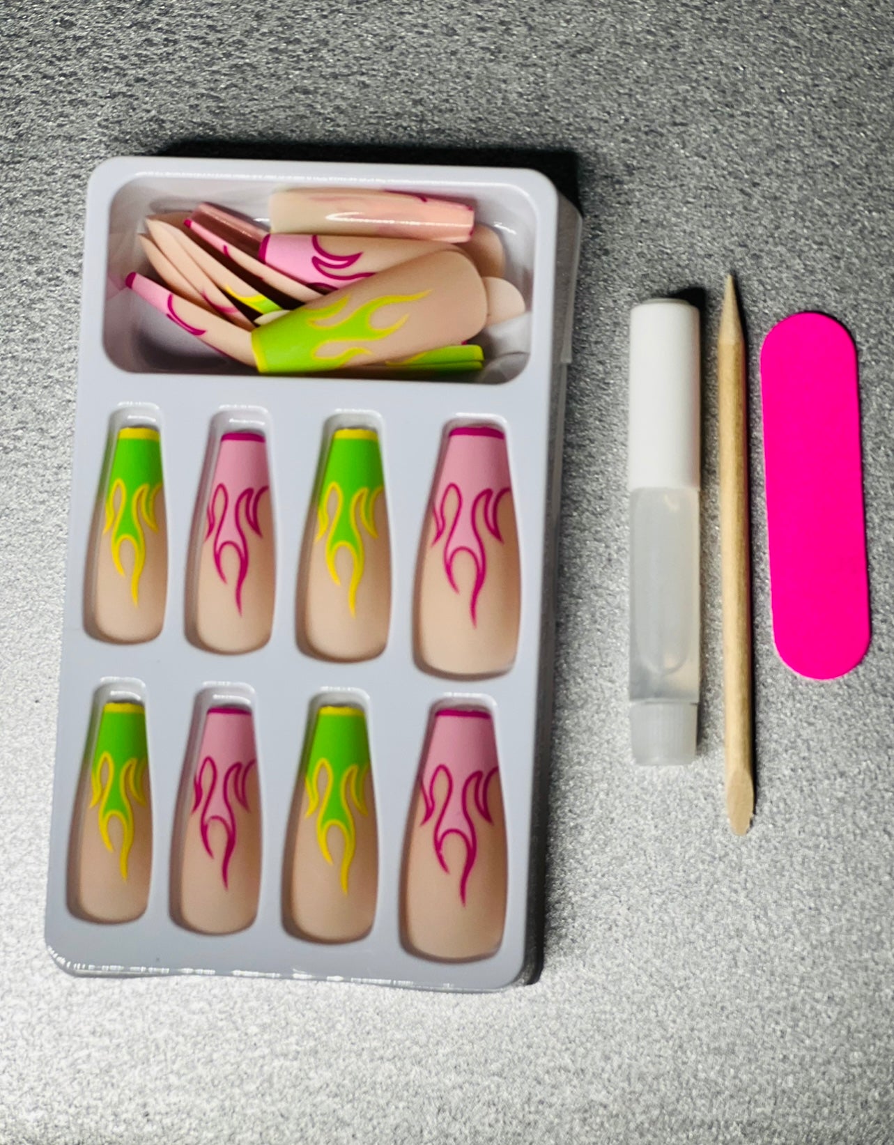 Long matte flame Press on nails