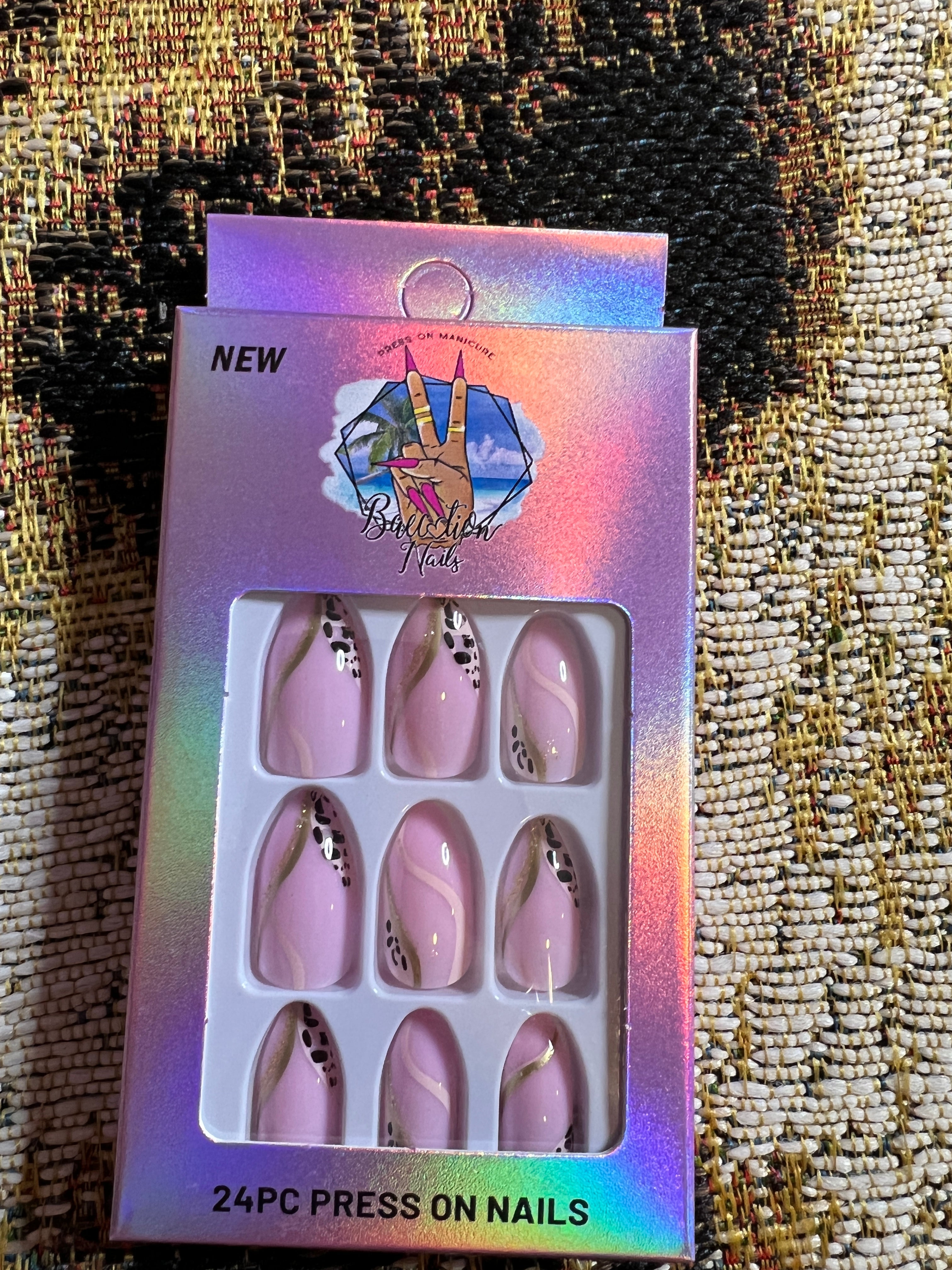 Pink Leopard | Medium almond french Press on nails