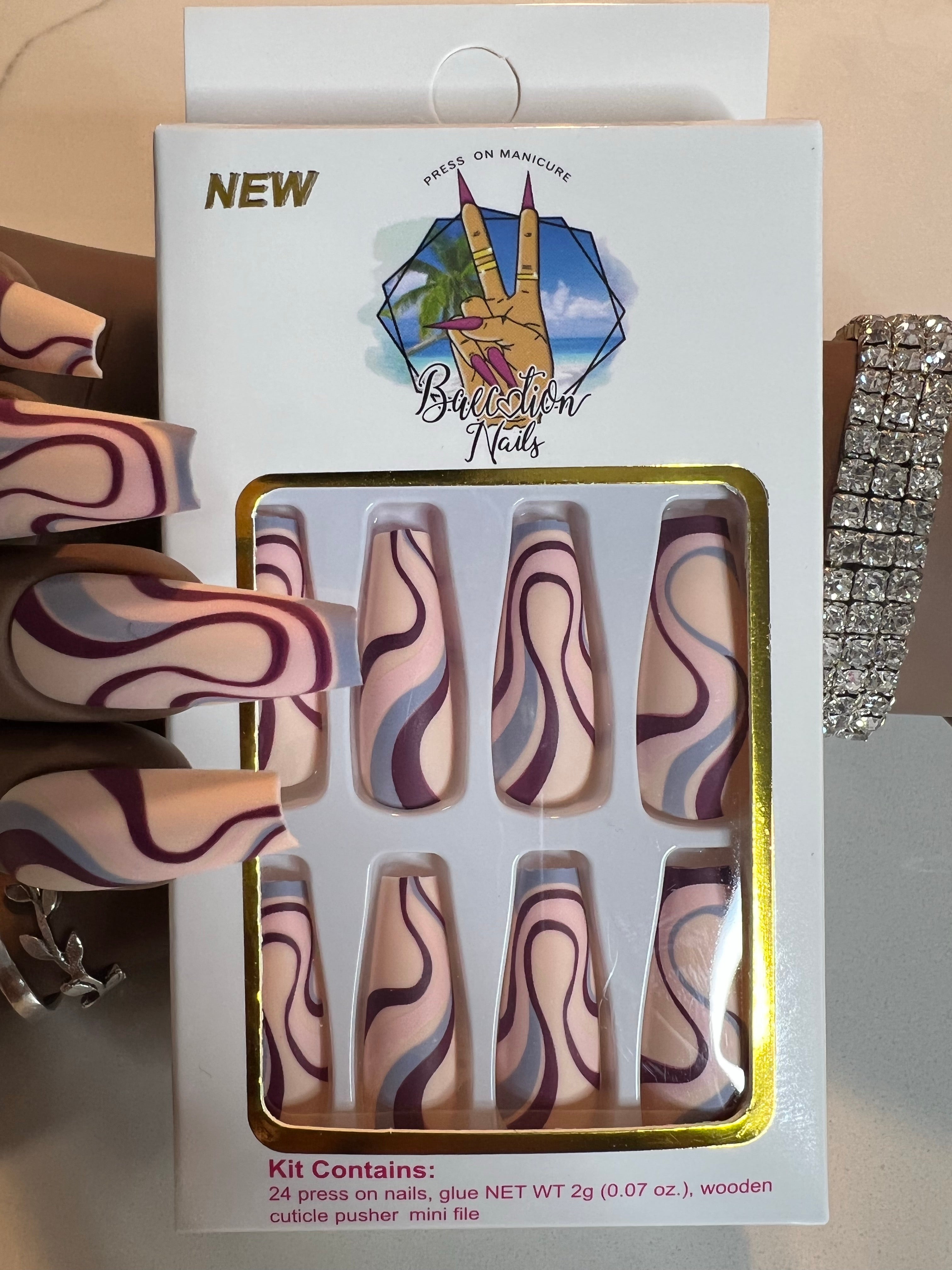 Rendezvous l swirl press on nails