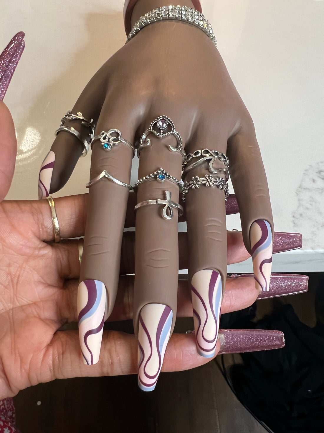 Rendezvous l swirl press on nails