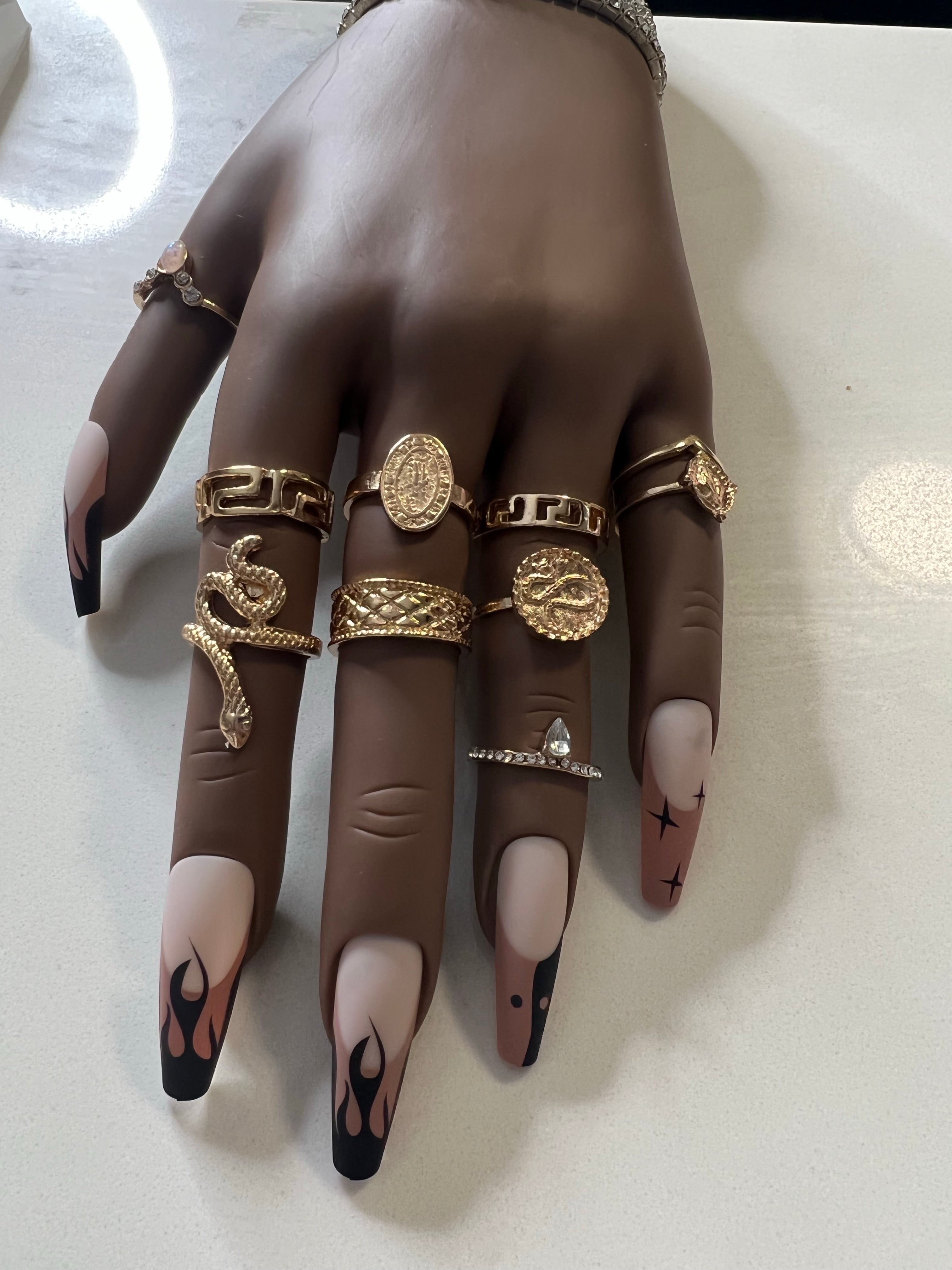 Twin Flame l Flame press on nails