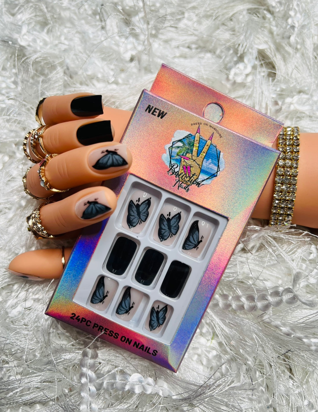 Short Black and Butterfly Press on nails