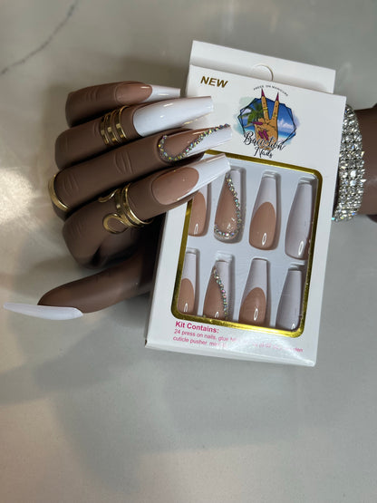 Honeymoon l white French tip press on nails