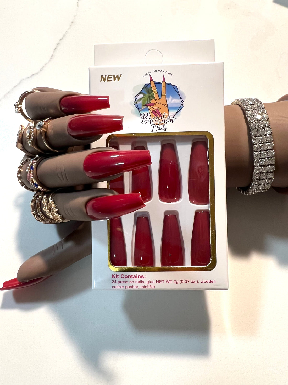 Red Lips l Red press on nails